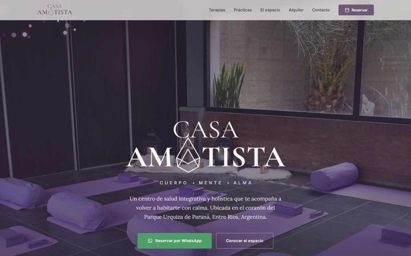 Sitio de Casa Amatista en una notebook